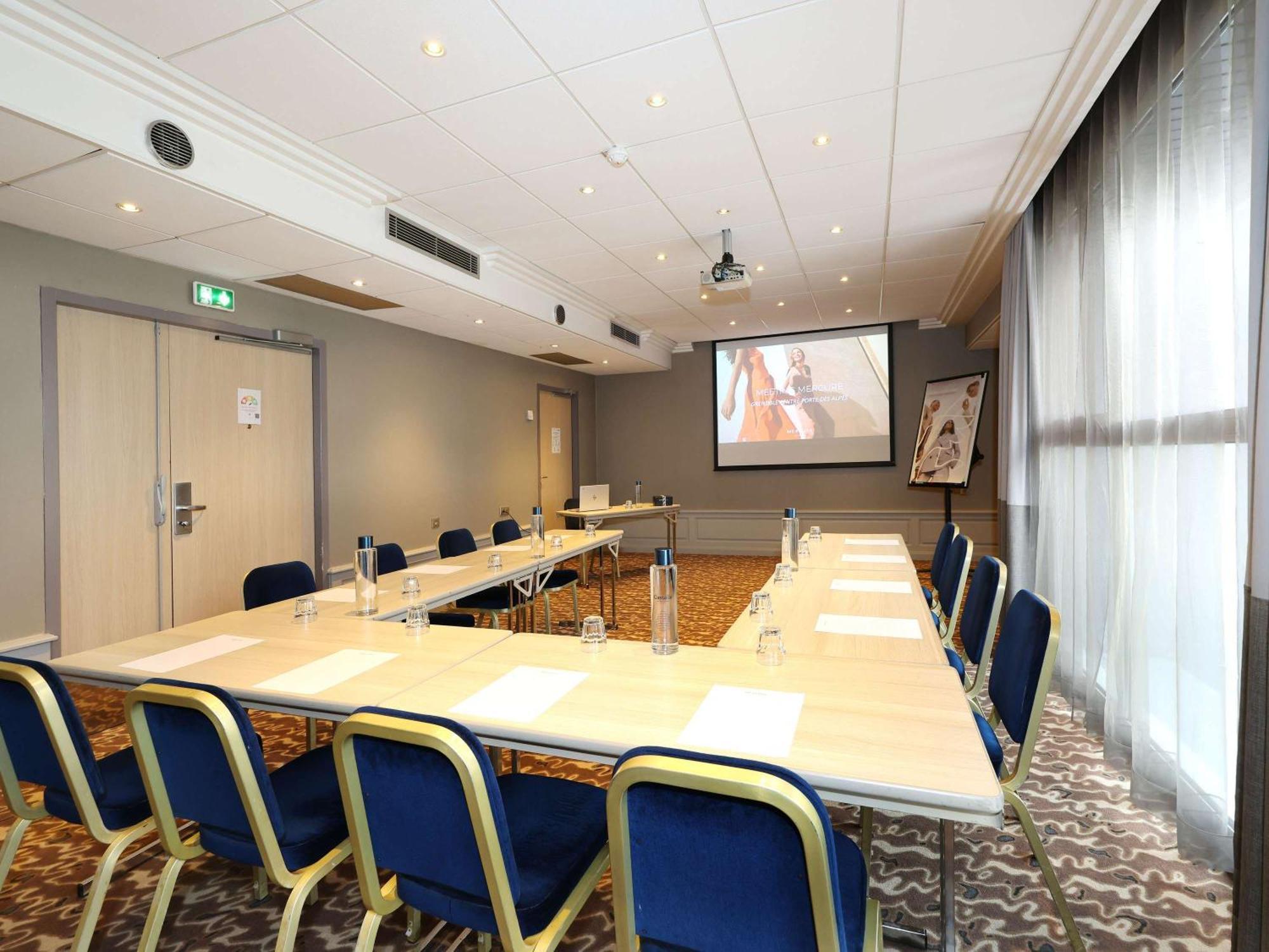 Mercure Grenoble Centre Porte Des Alpes Ngoại thất bức ảnh