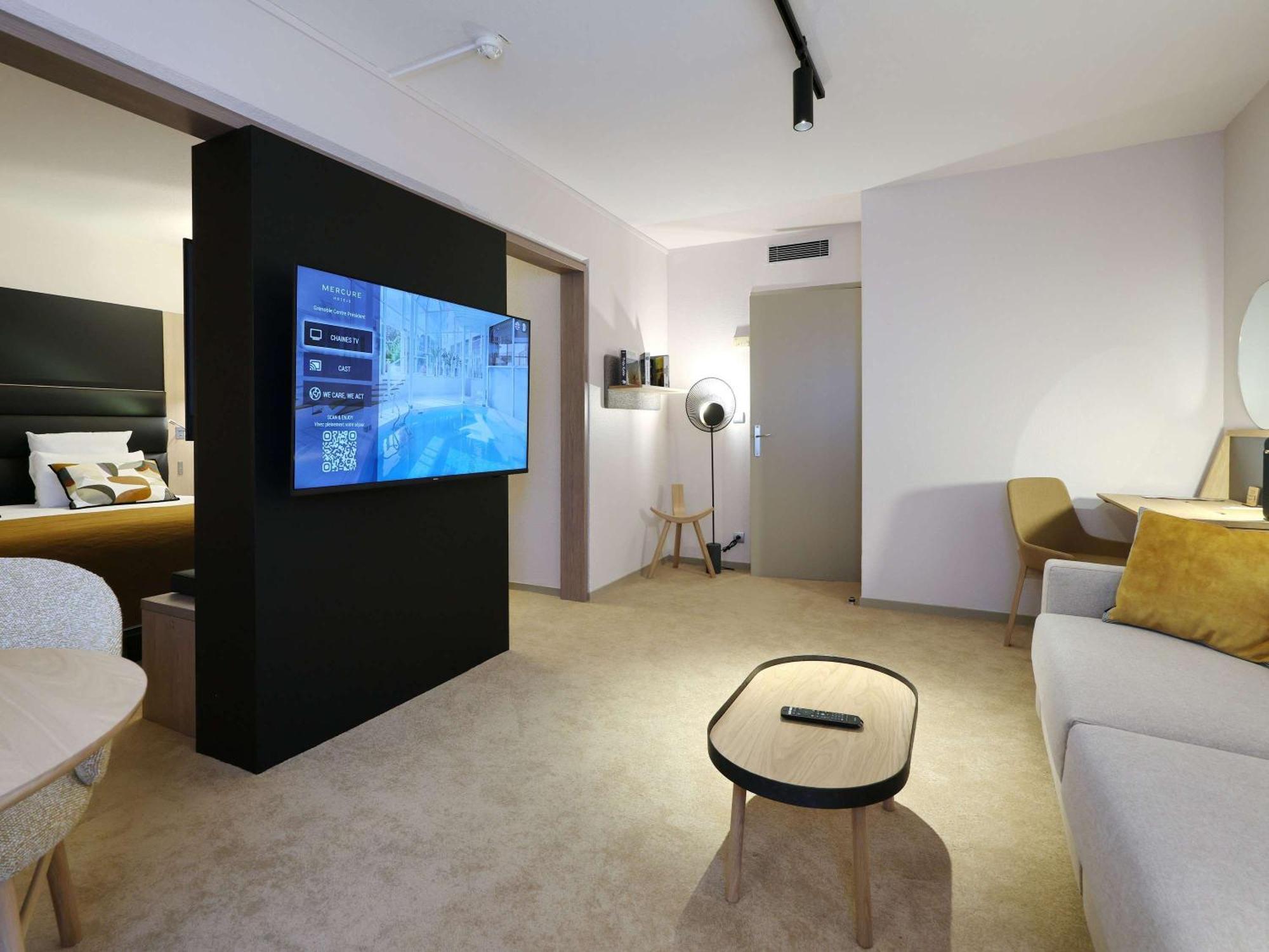 Mercure Grenoble Centre Porte Des Alpes Ngoại thất bức ảnh