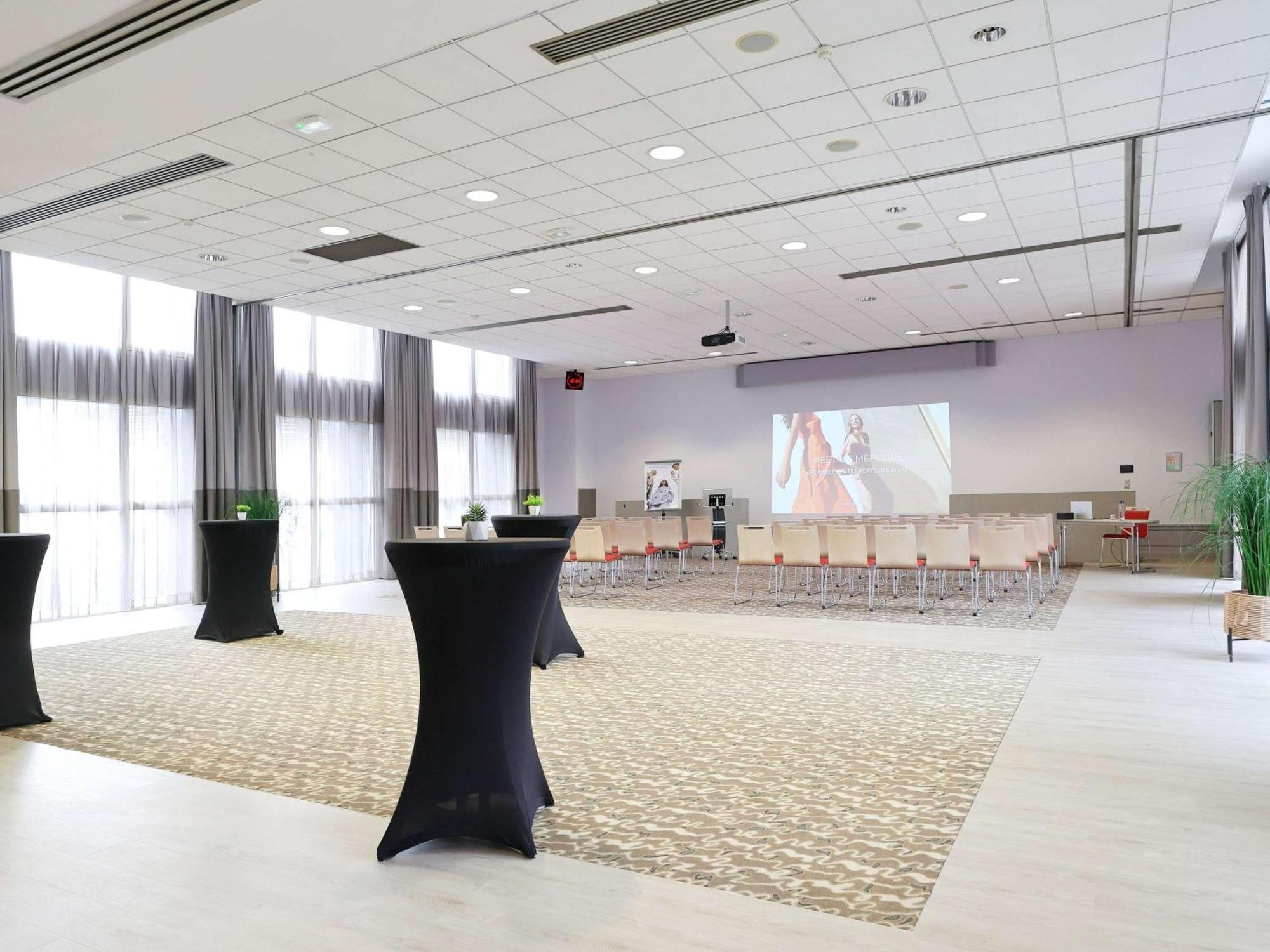 Mercure Grenoble Centre Porte Des Alpes Ngoại thất bức ảnh